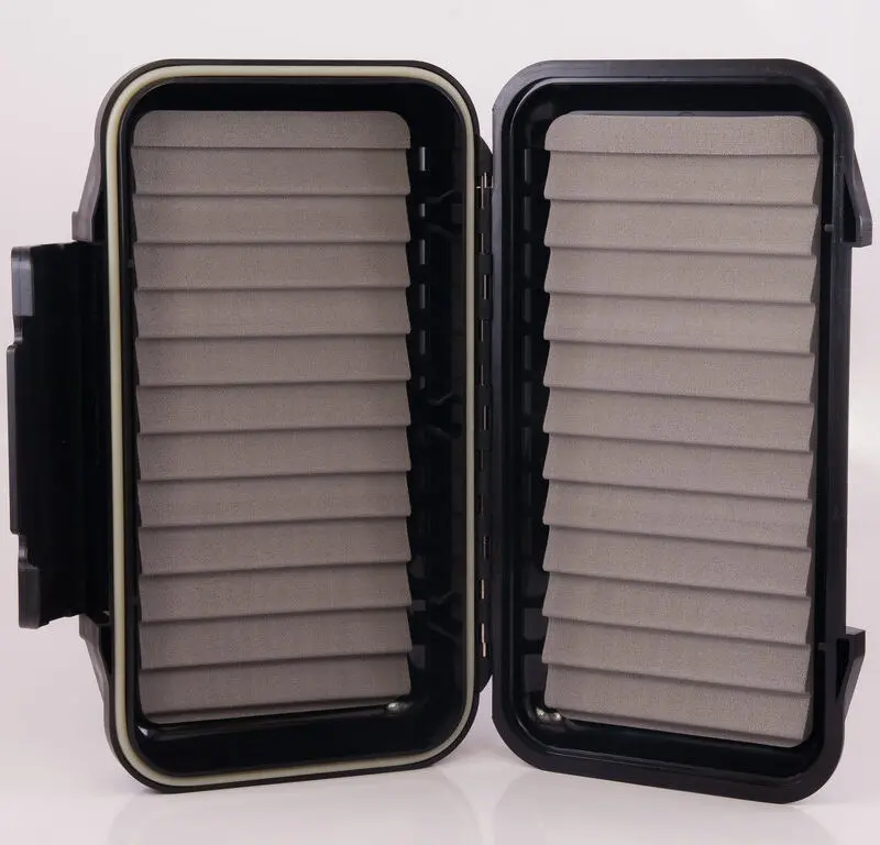 J. PARKER - WATERPROOF FLY BOX - LARGE - RIPPLE - DRY