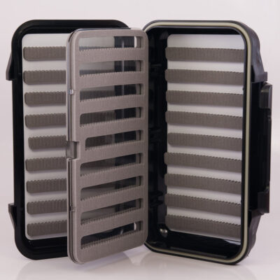 J. PARKER - WATERPROOF FLY BOX - LARGE - SLIT - WITH FLIP