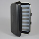 J. PARKER - WATERPROOF FLY BOX MEDIUM SLIT