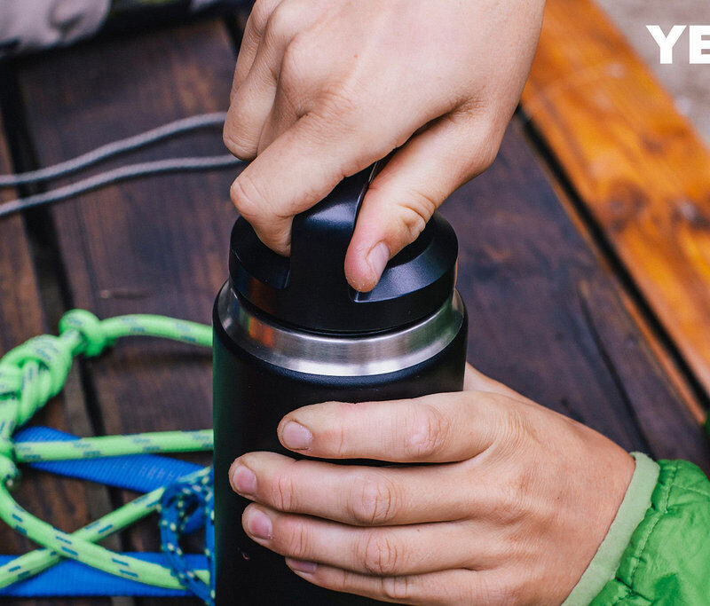 YETI - RAMBLER BOTTLE 26 OZ – Image 2