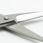 TIEMCO - RAZOR SCISSORS SERRATED – Image 2
